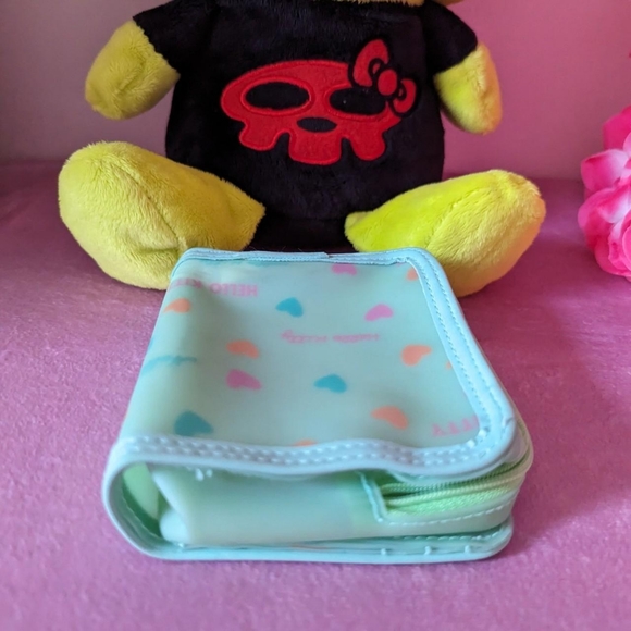 hello kitty wallet 2005 - Picture 8 of 8